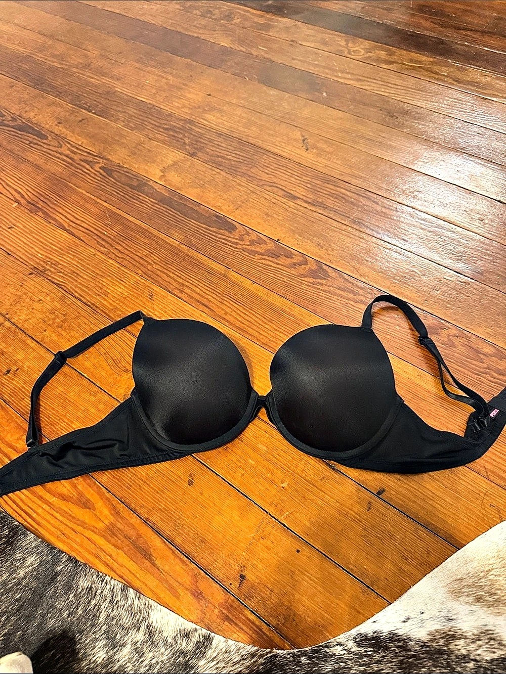 PINK Black & Bra Like New